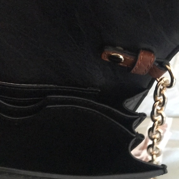 Pocketbook - Picture 2 of 4